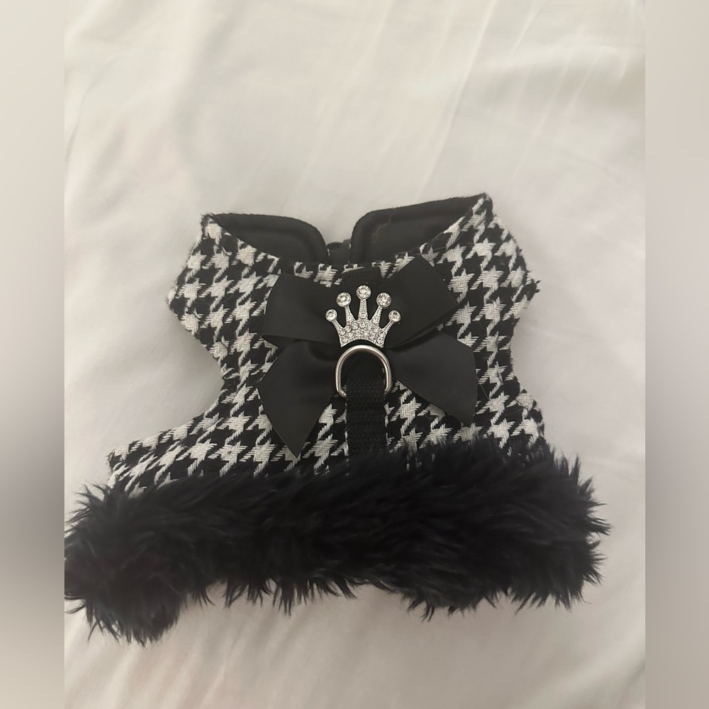 Houndstooth Dog Harness with Crown Accent- XS
